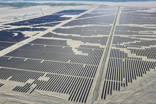 500 MW Solar Project in Tarim Oilfield, Yecheng County, China (1)
